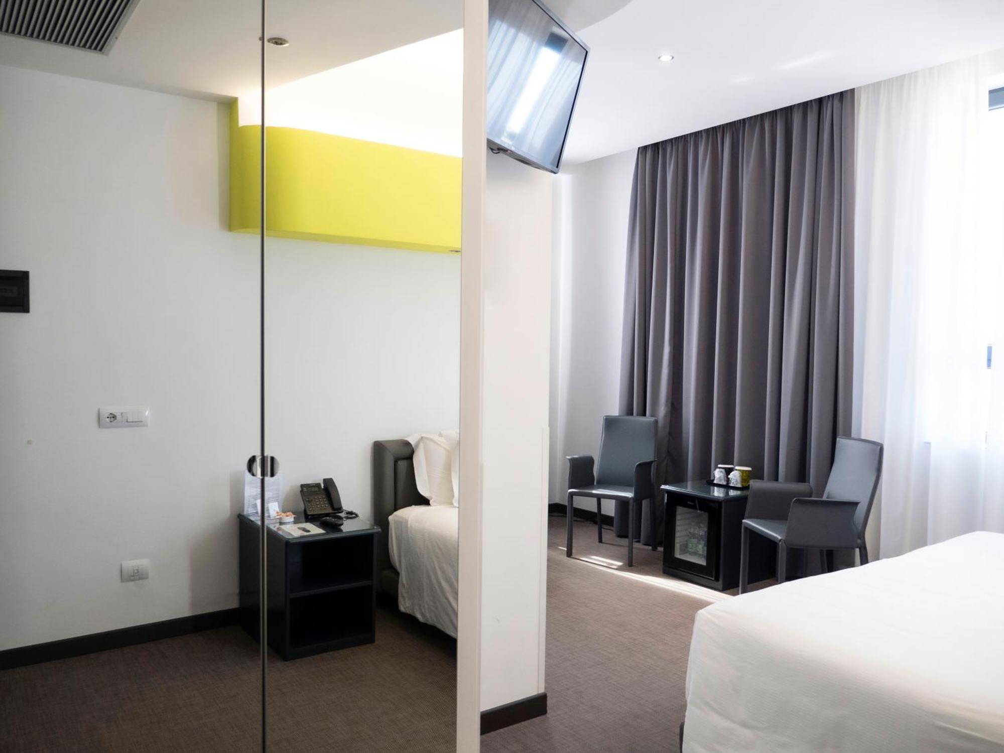 Loto Business Hotel Rome Exterior photo